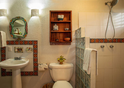 baño habitacion 2 zandoyo
